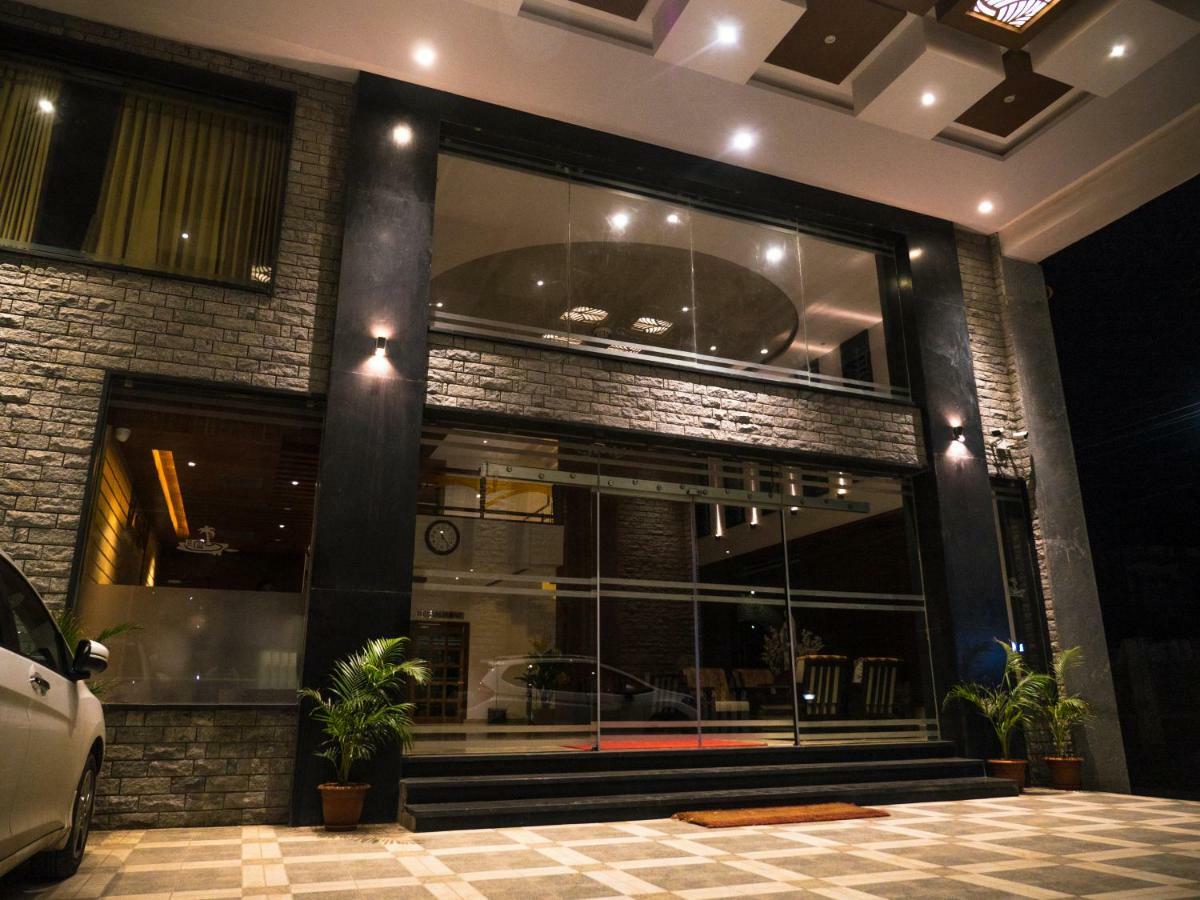Hotel Mary Land Velankanni Nāgappattinam Dış mekan fotoğraf
